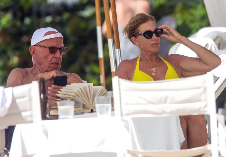 Ann-Lesley Smith, Rupert Murdoch