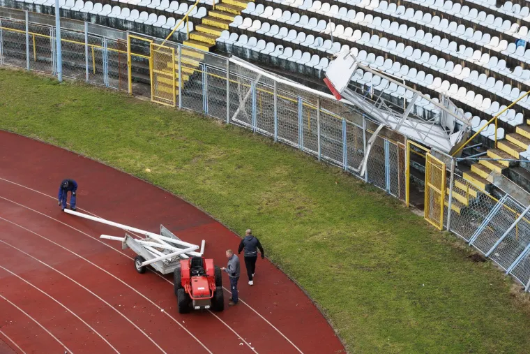 Kaos na kultnom stadionu: Nećete vjerovati kada vidite kako Kantrida izgleda nakon &scaron;to ju je pogodilo orkansko nevrijeme