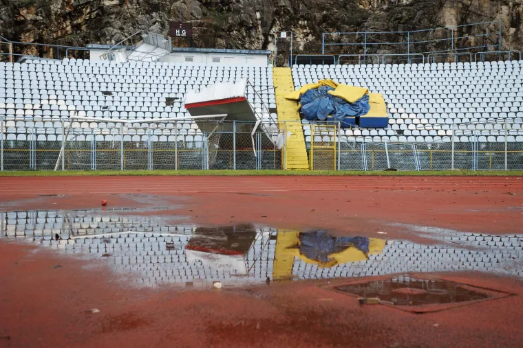 Kaos na kultnom stadionu: Nećete vjerovati kada vidite kako Kantrida izgleda nakon &scaron;to ju je pogodilo orkansko nevrijeme