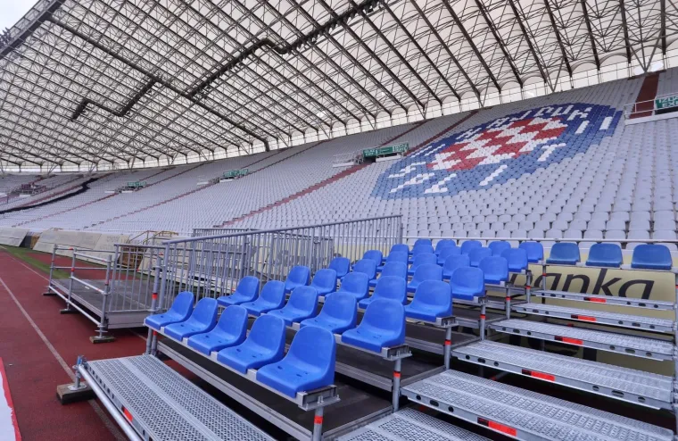 Započela renovacija na Poljudu: Postavljene montažne tribine i za&scaron;titne mreže, evo za&scaron;to