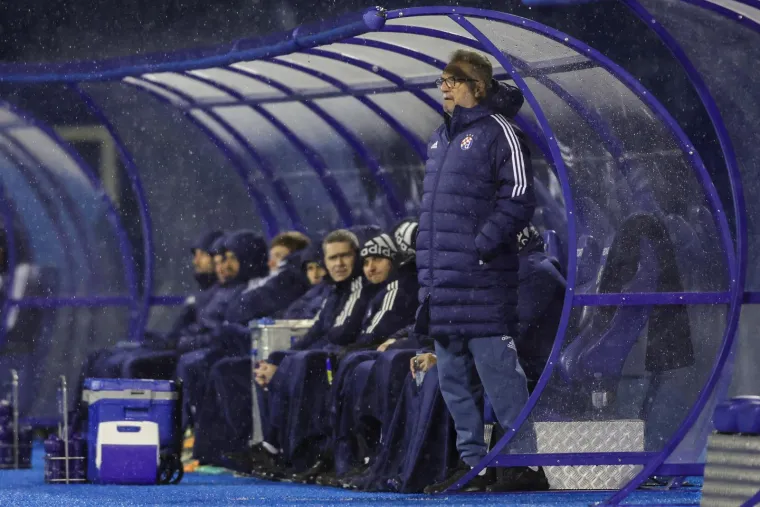 Dinamo u nemogućim uvjetima u Maksimiru slomio slovenskog prvoliga&scaron;a: Ozlijedila se velika zvijezda Plavih