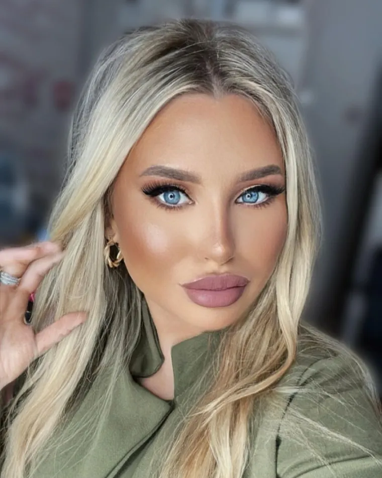 &quot;Osim usana ona je na meni radila full face. Ali to je sve ispalo toliko lijepo i prirodno da ljudi ni ne shvate da su bile rađene neke korekcije&quot;, napisala je Petra, a nama je još priznala da filmove i serije gotovo pa da i ne gleda, ali da joj je neostvarena želja postati glumica.