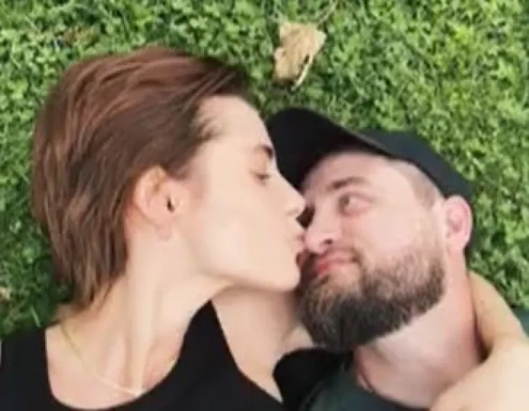 Ovo je Nikina prva javna veza nakon prekida dugogodišnje veze s pjevačem Matijom Cvekom.