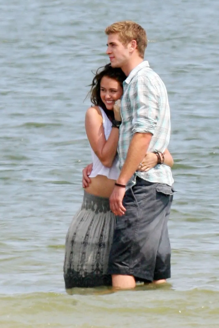 Hemsworth i Cyrus upoznali su se i zaljubili 2009. za vrijeme snimanja Disneyjeva filma &apos;The Last Song&apos; i do 2020. bili su jedan od dugovječnijih slavnih parova.