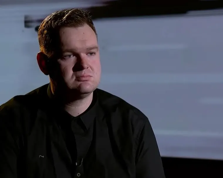 Danas je slobodan čovjek, bliski suradnik nevladinih organizacija koje se bave zaštitom ljudi od sekti s teškim uspomenama iz mračne prošlosti. 