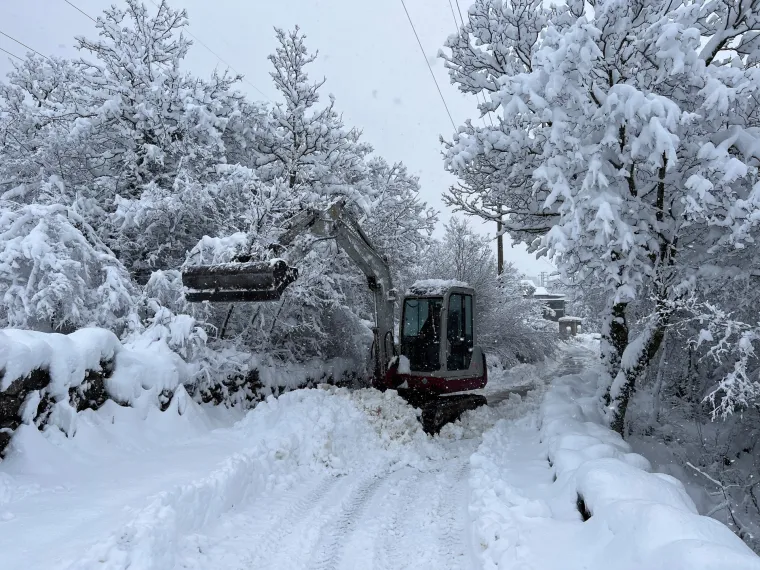 Dalmacija pod snijegom: Ovako danas izgleda Makarska rivijera i Zagvozd