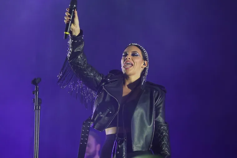 Pogledajte fotografije srpske pjevačice koju je navodno zaveo mladi hrvatski tenisač Borna Ćorić