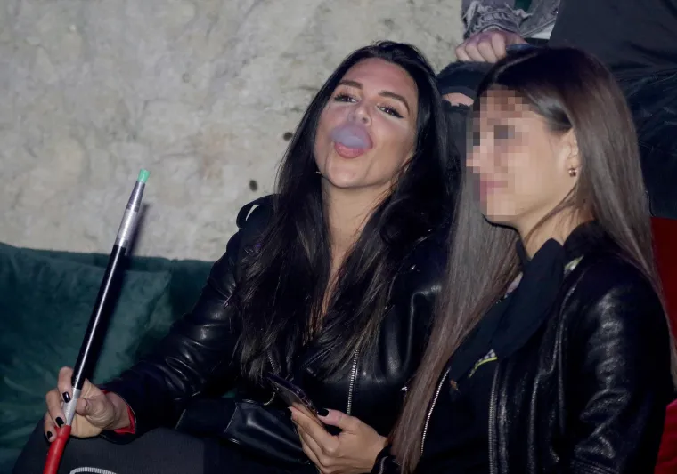 Pogledajte fotografije srpske pjevačice koju je navodno zaveo mladi hrvatski tenisač Borna Ćorić