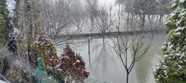 Kupa prijeti Letovaniću: Razina vode opasno visoka, poplavljena brojna dvori&scaron;ta i ceste