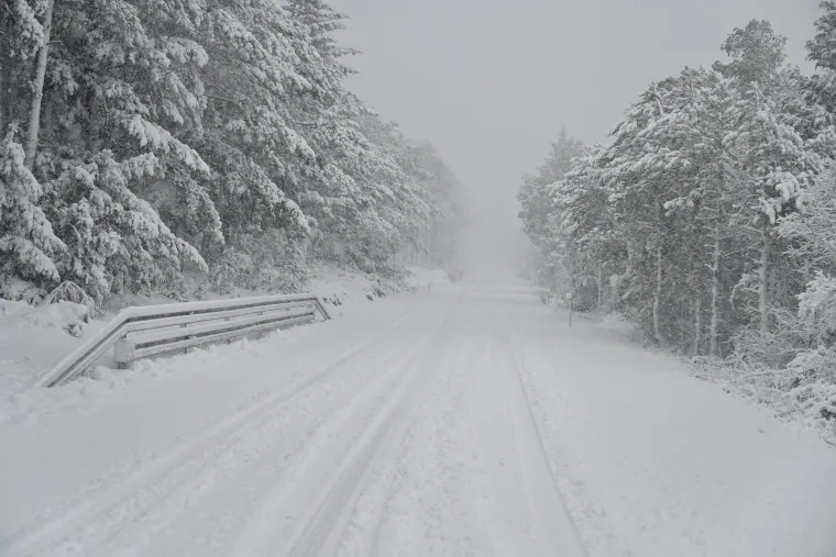 "Intervenirali smo i na otoku Braču  gdje je također  bilo oborina snijega", kazao je Vuletić.