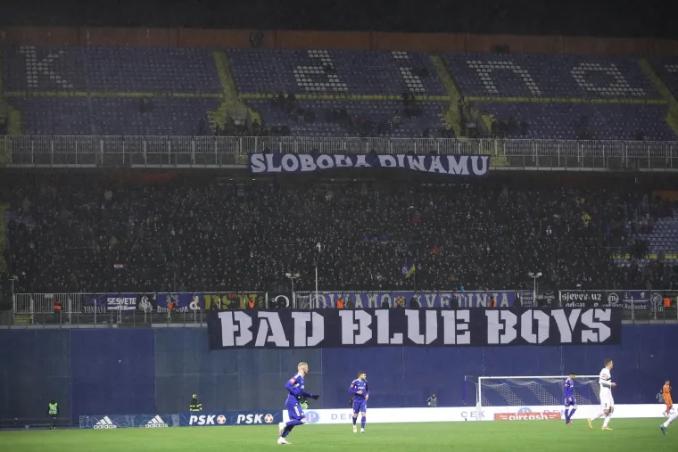 Zdravko Mamić se u četvrtak zapitao: 'Gdje je ona, za&scaron;to &scaron;uti?' Danas osvanula u loži Maksimira u dru&scaron;tvu Mirka Bari&scaron;ića