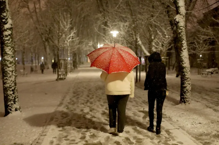 Ovi prizori dugo nisu viđeni: Čim je nastao snježni pokrivač, mnogi su spremili klince i spremno pohrlili u poznatu 'jamu'