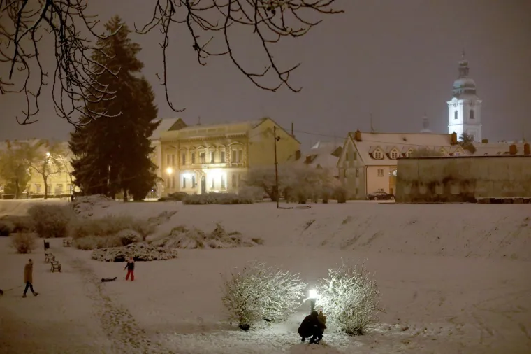 Ovi prizori dugo nisu viđeni: Čim je nastao snježni pokrivač, mnogi su spremili klince i spremno pohrlili u poznatu 'jamu'