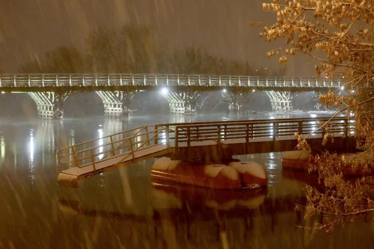 Ovi prizori dugo nisu viđeni: Čim je nastao snježni pokrivač, mnogi su spremili klince i spremno pohrlili u poznatu 'jamu'