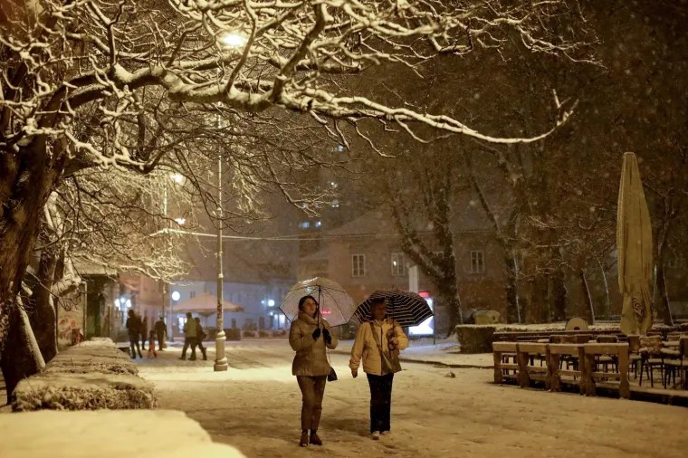 Ovi prizori dugo nisu viđeni: Čim je nastao snježni pokrivač, mnogi su spremili klince i spremno pohrlili u poznatu 'jamu'