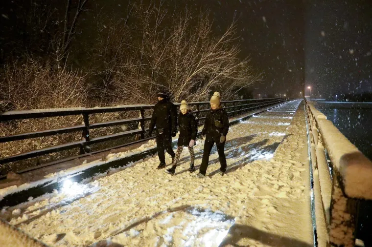 Ovi prizori dugo nisu viđeni: Čim je nastao snježni pokrivač, mnogi su spremili klince i spremno pohrlili u poznatu 'jamu'