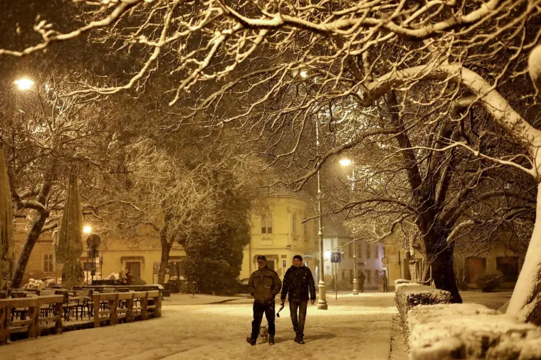 Ovi prizori dugo nisu viđeni: Čim je nastao snježni pokrivač, mnogi su spremili klince i spremno pohrlili u poznatu 'jamu'