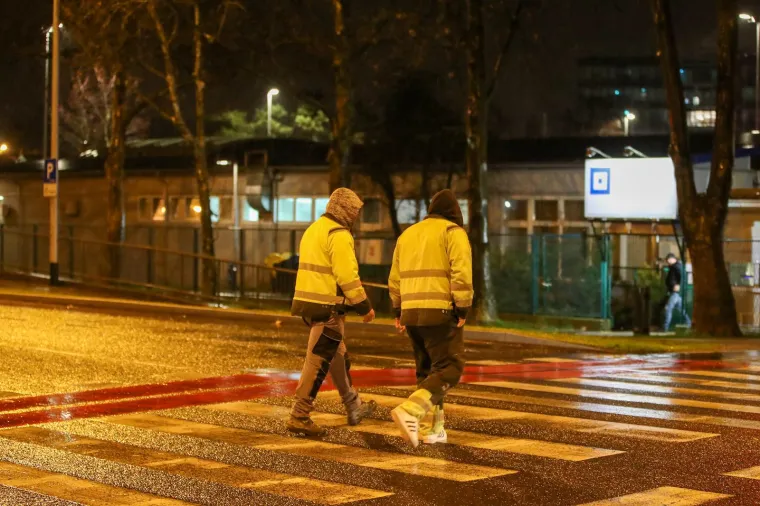 Radnici Čistoće prosvjeduju zbog otkaza kolegama: 'Ni jedan kamion neće na teren dok nas Uprava ne primi'