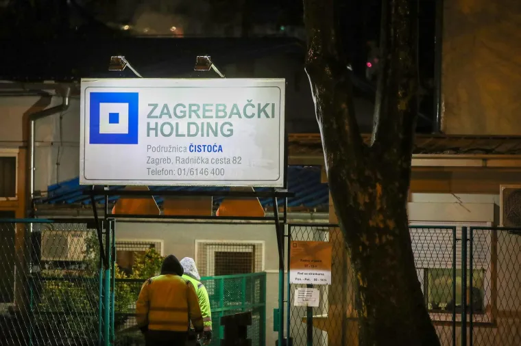 Radnici Čistoće prosvjeduju zbog otkaza kolegama: 'Ni jedan kamion neće na teren dok nas Uprava ne primi'