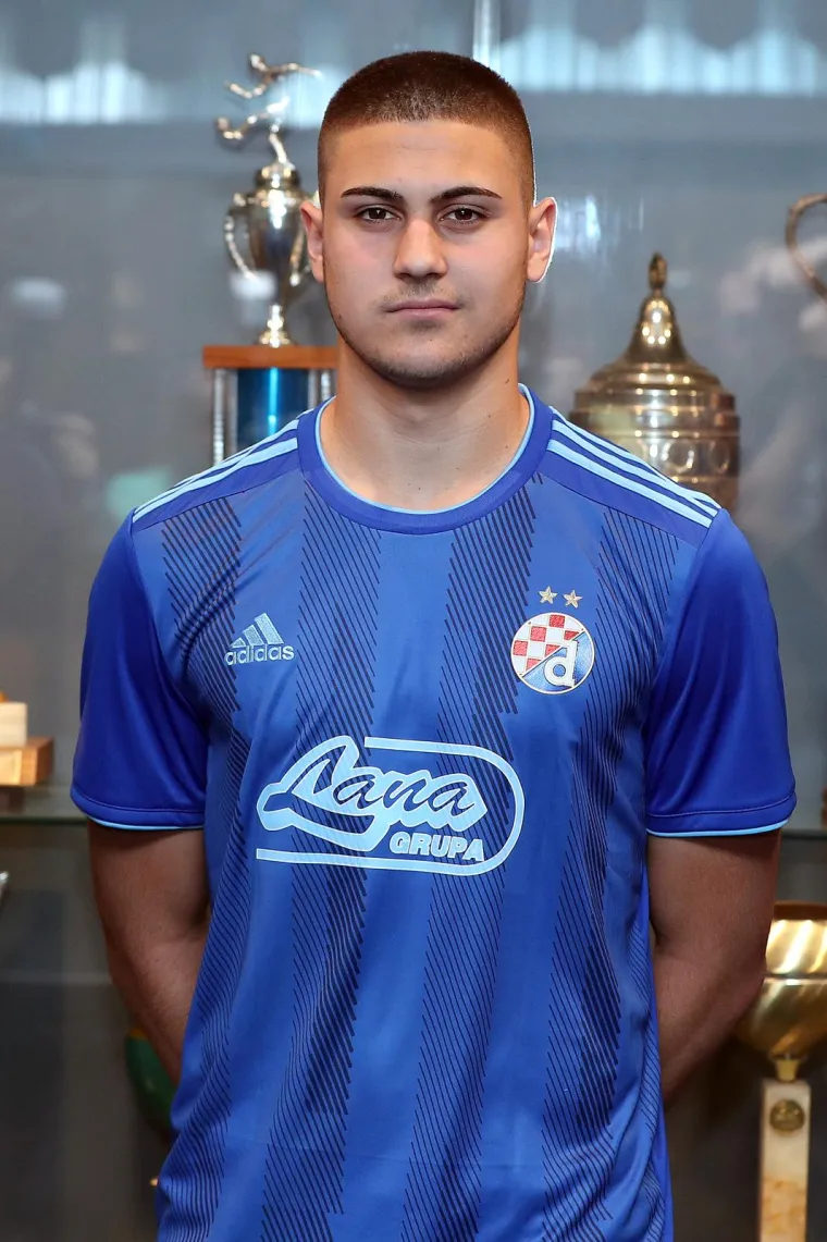 A tek mu je 21! Pogledajte Gvardiolov put od golobradog klinca do heroja nacije