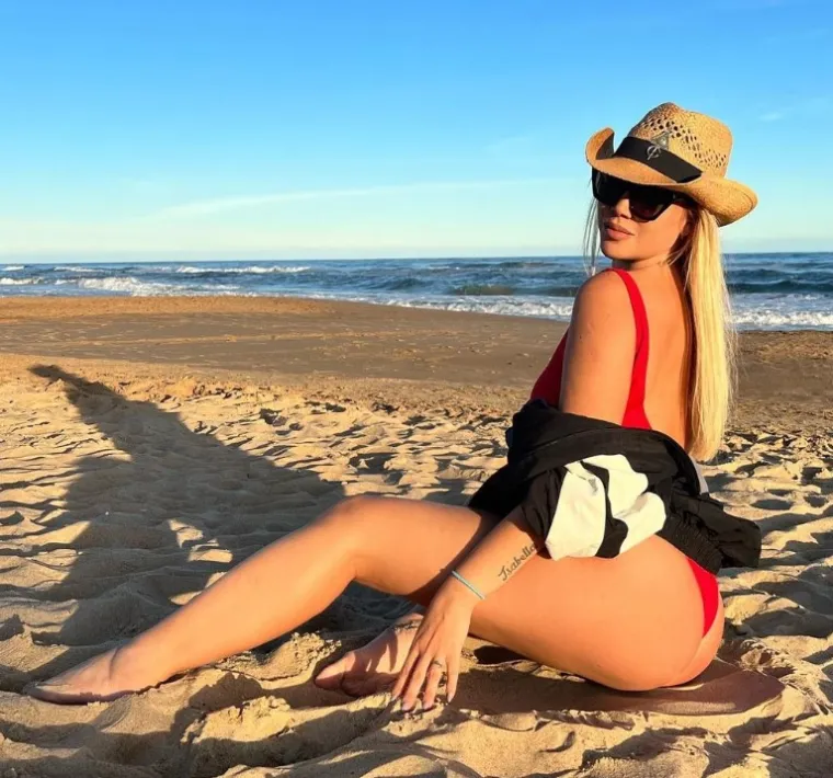 Wanda je objavila fotografije u bikiniju, malo je reći da je Instagram poludio: Argentinka u izdanju od kojeg ispadaju oči