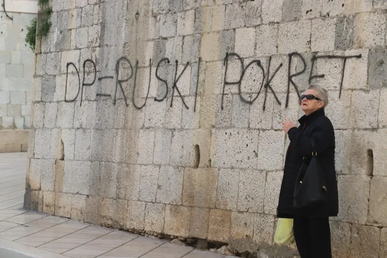 Splićanin uhićen zbog ispisivanja uvredljivih grafita: Samo pogledajte kakve je brutalne poruke ispisao Milanoviću