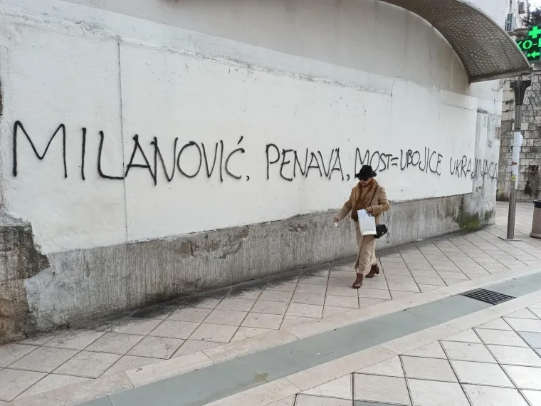 Splićanin uhićen zbog ispisivanja uvredljivih grafita: Samo pogledajte kakve je brutalne poruke ispisao Milanoviću