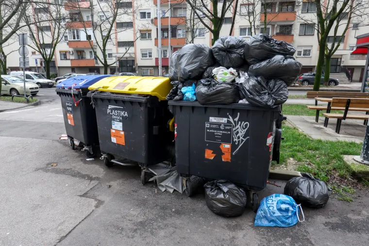 Ovo će dočekati djelatnike Čistoće po povratku na posao. Zagrebačke ulice pune su otpada