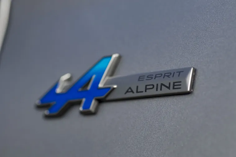 Zbog dva velika aduta, kupci bi mogli poludjeti za njim: Pogledajte kako izgleda Renaultov SUV koji je stigao u Hrvatsku