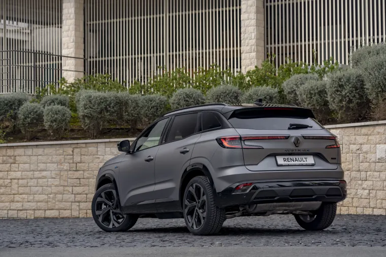 Zbog dva velika aduta, kupci bi mogli poludjeti za njim: Pogledajte kako izgleda Renaultov SUV koji je stigao u Hrvatsku