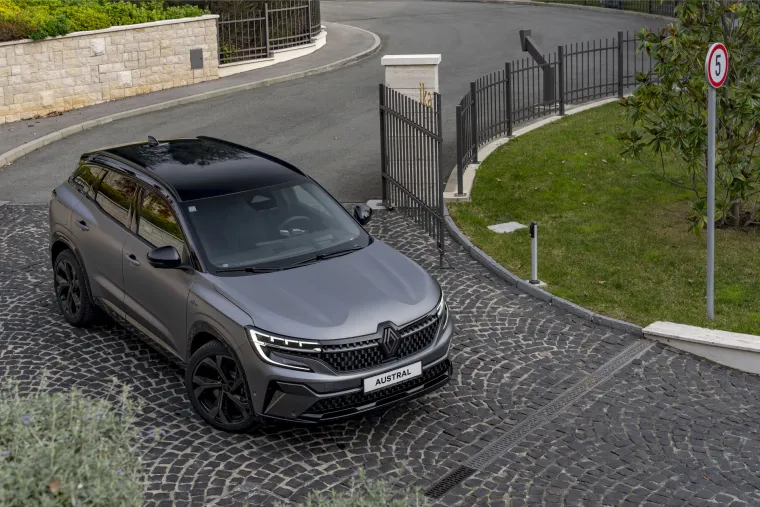 Zbog dva velika aduta, kupci bi mogli poludjeti za njim: Pogledajte kako izgleda Renaultov SUV koji je stigao u Hrvatsku