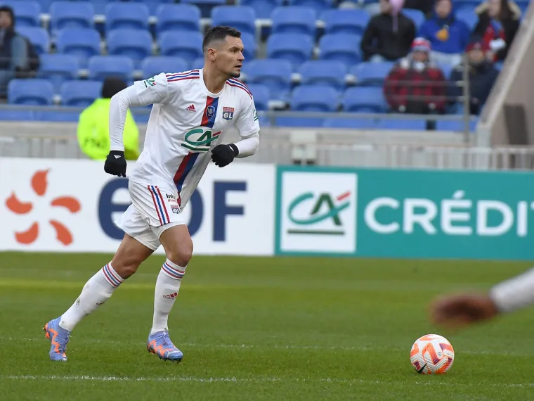 Dejan Lovren u Lyon za 2 milijuna eura