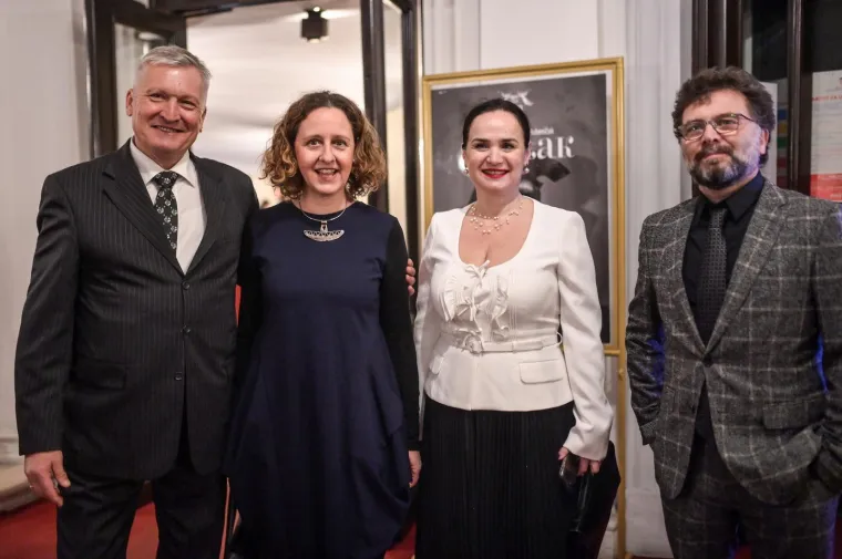 Nina Obuljan Koržinek, Iva Hraste Soco, Massimiliano Volpini 