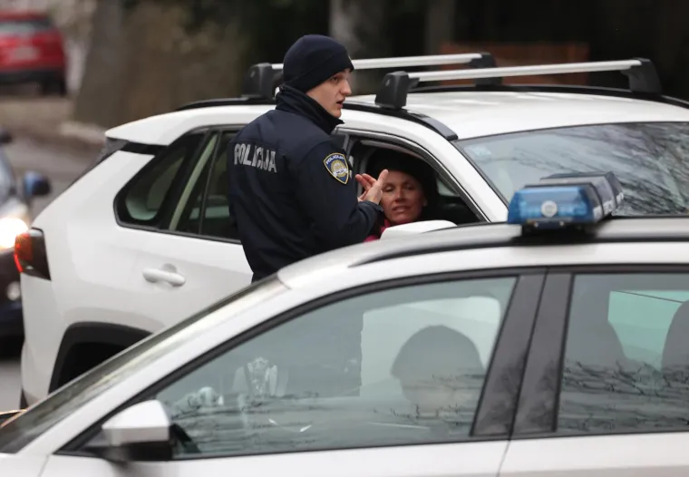 Kaos na sljemenskoj cesti: Policija je zatvorila zbog otvaranja skijaške sezone na Sljemenu