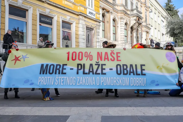Pula prosvjed