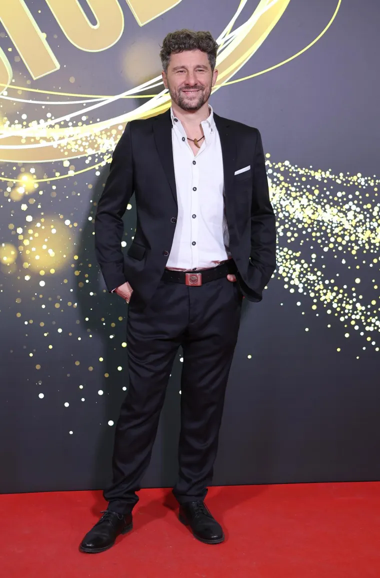 Prvaci hrvatske javne scene blistali na crvenom tepihu, dame držale lekciju kako se ide u korak s modom