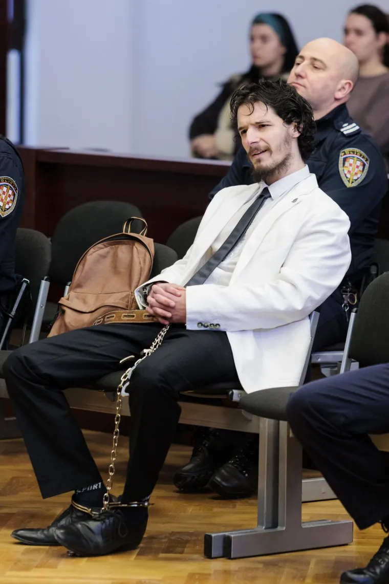 Ubojica Filip Zavadlav &scaron;okirao novim izgledom: Odbija odgovarati na hrvatskom i priča talijanski