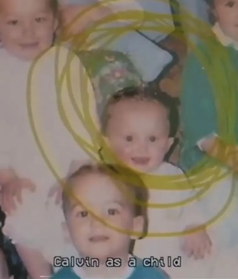 Kasnije je objasnio: “Odrasli smo na farmi. Radili smo zajedno, hranili smo životinje, muzli kravu.” Wayman je u emisiji rekao da je uživao u svom djetinjstvu i da je zahvalan na svom velikom klanu, ali nisu svi podržali njegovu odluku da napusti kult. 