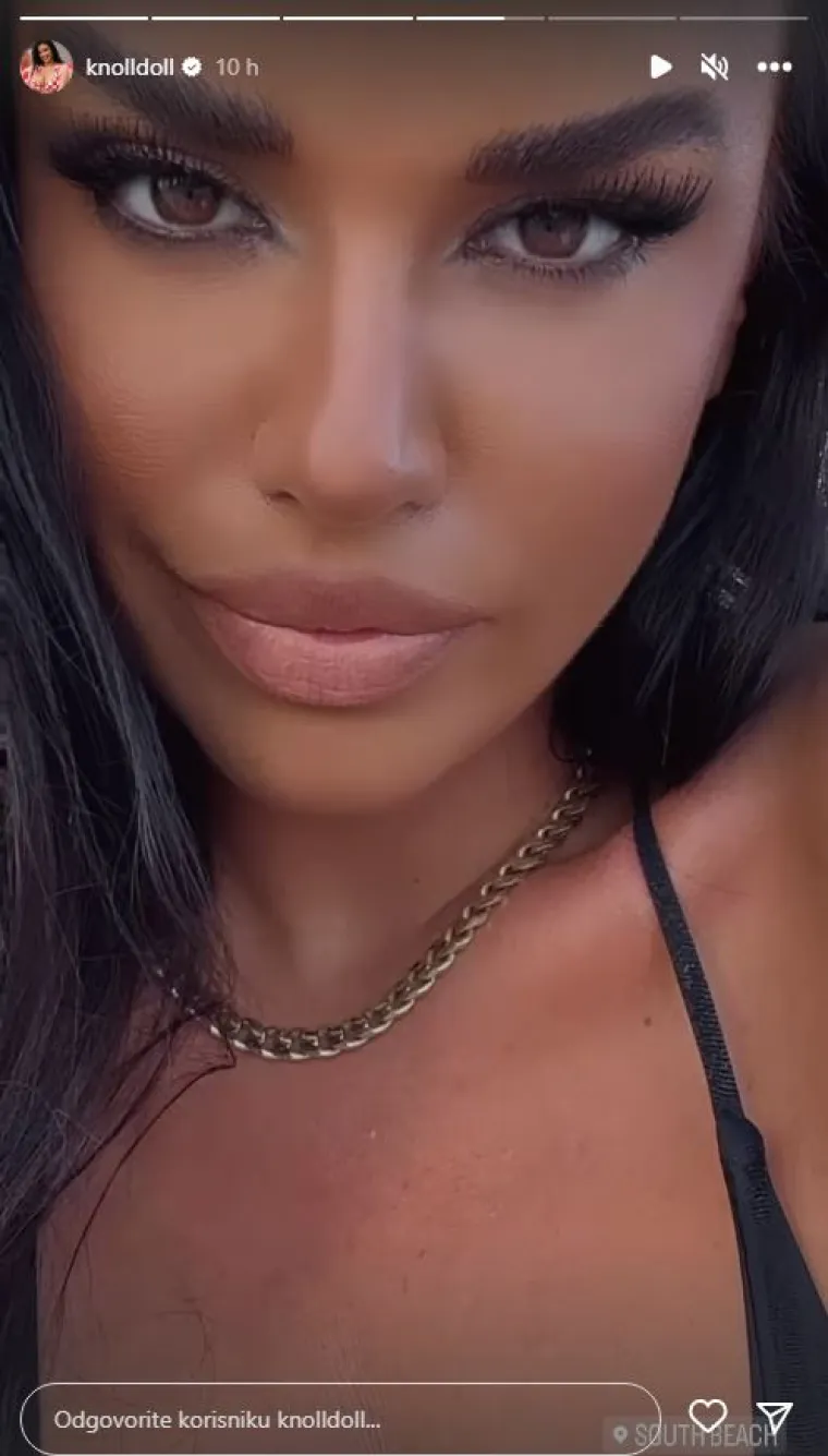 Ivana Knoll nam 'vadi mast' fotkama s plaže u Miamiju, naravno da je 'pao' vrući fotosession: 'Bog te kaznio ljepotom'