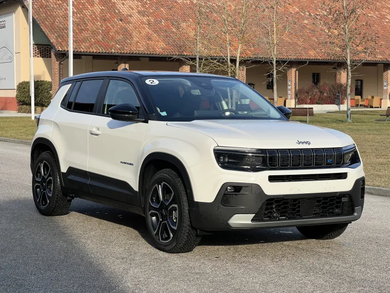 Jeep je napravio prvi potpuno električni auto: Pogledajte kako izgleda Avenger, mali terenac s dosegom od 400 kilometara