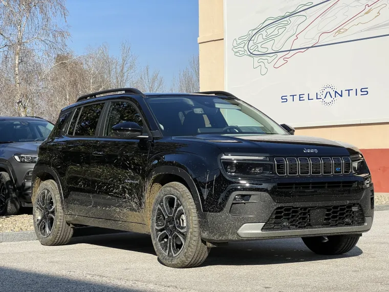 Jeep je napravio prvi potpuno električni auto: Pogledajte kako izgleda Avenger, mali terenac s dosegom od 400 kilometara