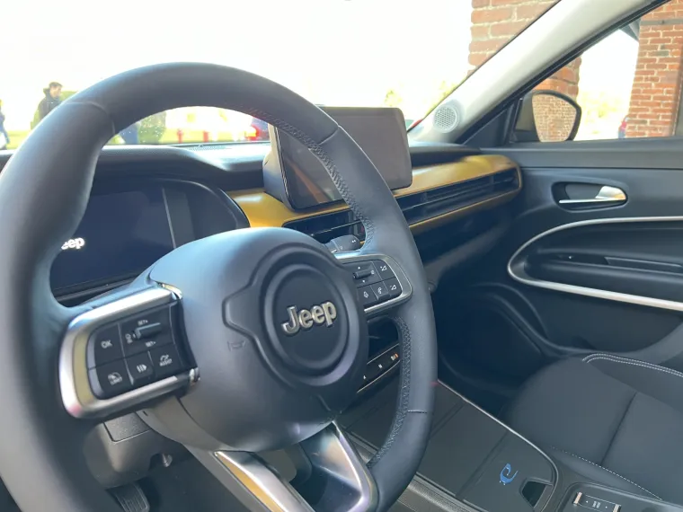 Jeep je napravio prvi potpuno električni auto: Pogledajte kako izgleda Avenger, mali terenac s dosegom od 400 kilometara