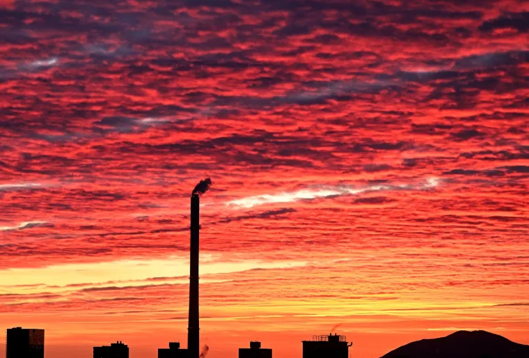 Smiraj dana u Zagrebu, pogledajte spektakularni zalazak sunca i boje koje su se razlile nebom