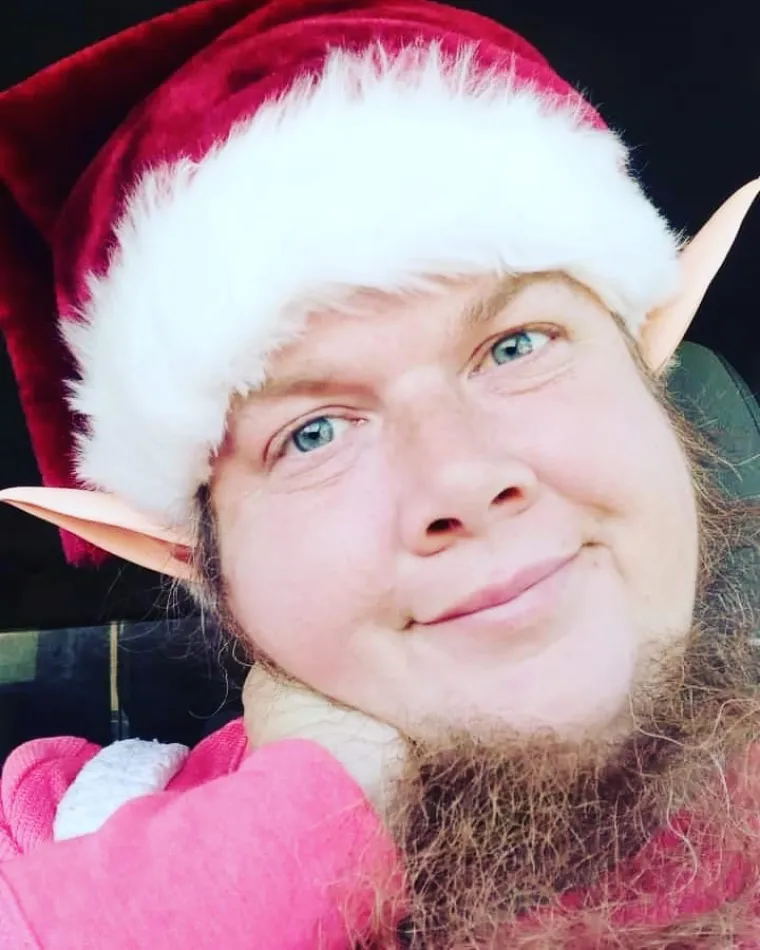 Drugi joj raspliće bradu, a nekolicina je voli: Zatekla je priznanjem s koliko se mu&scaron;karaca seksa iako je udana