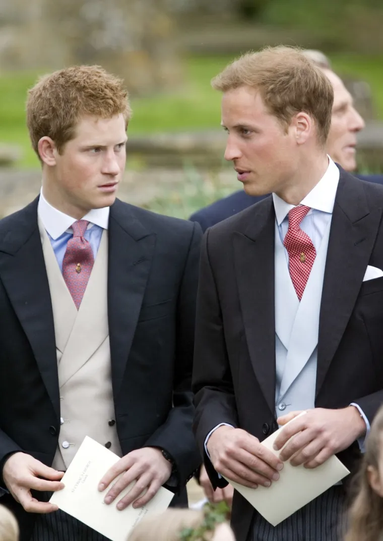 'Harry mi je rekao: Uvijek se sjetim da sam držao mamu za ruku i da me taj prsten bolio jer je bio tako velik. I zato sam im rekao: Morate uzeti ne&scaron;to od svoje majke, morate uzeti ne&scaron;to da se podsjetite na vrijeme provedeno ovdje u Kensingtonskoj palači i život va&scaron;e majke.'