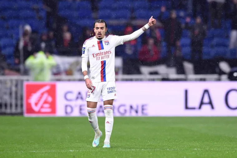 Malo Gusto: Olympique Lyon -> Chelsea (30 milijuna eura)