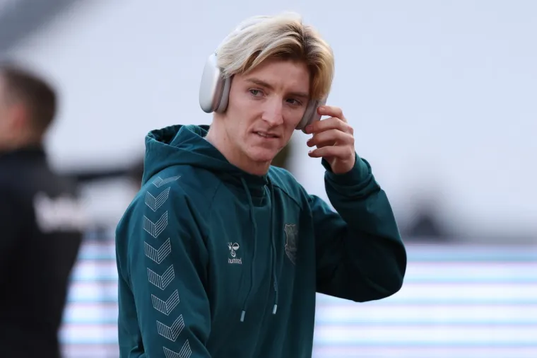 Anthony Gordon: Everton -> Newcastle United (45.5 milijuna eura)