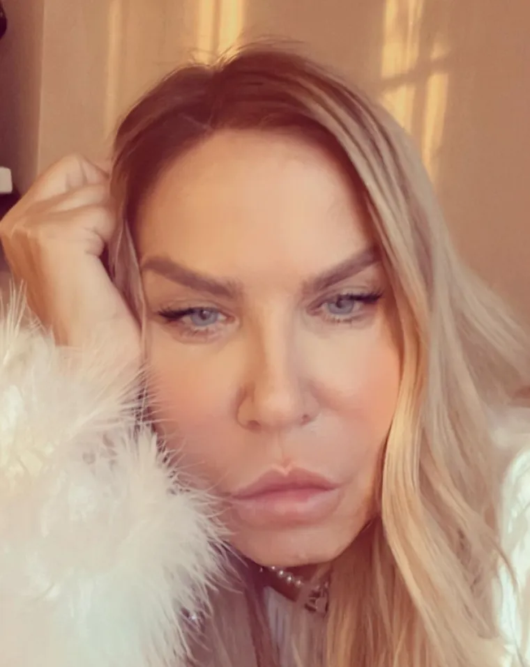 Žana kaže da je najveća zamka koju nam vrag servira ta što nas je uvjerio da ne postoji. A da je on itekako prisutan u ovom ili onom obliku, svjedoči i ono kroz što je ova žena prošla pokušavajući izaći iz sekte.