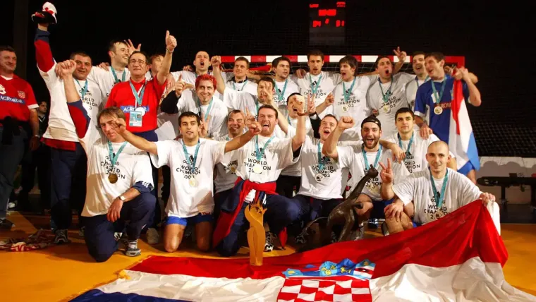 Prije 20 godina Hrvatska je postala svjetski prvak u Portugalu: Sjećate li se tko im je pjevao dan kasnije na dočeku?