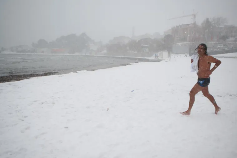 Split zatrpao snijeg, picigin i skije na plaži, a Kerumova sestra s legendarnom izjavom...